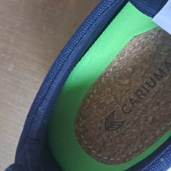 Cariuma Navy Blue Low Top Canvas Sneakers - Picture 6 of 10